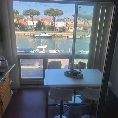 Apartment Appt T2 Parking Privee Superbe Vue Canal *